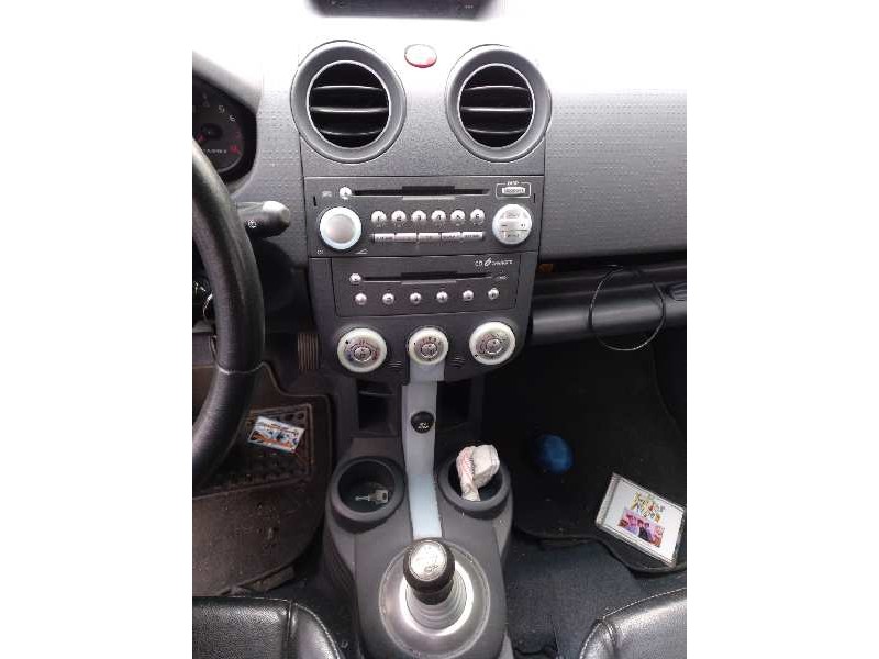 mitsubishi colt berlina 3 (cz) del año 2005