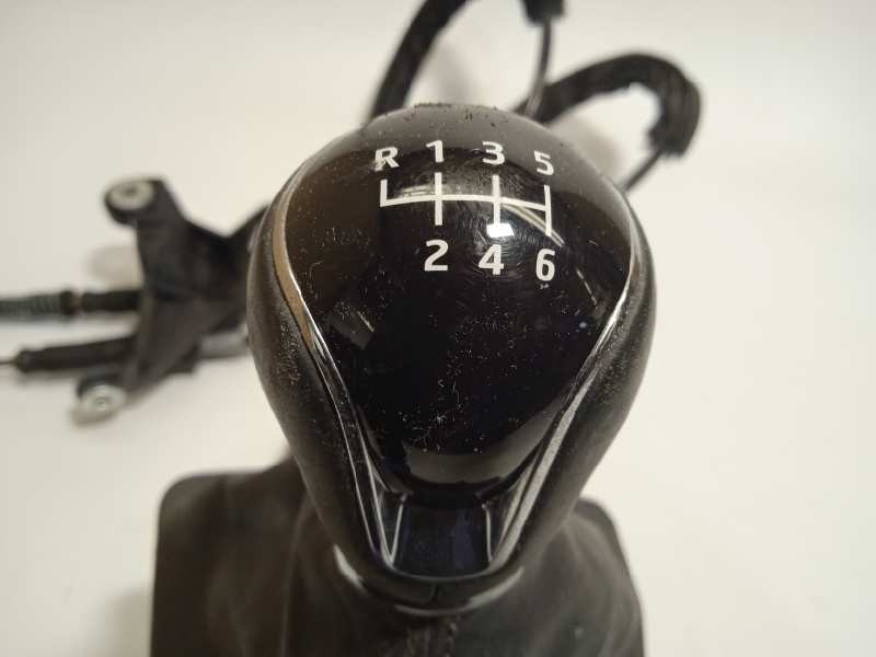 Recambio de palanca cambio para seat leon sc (5f5) 1.4 16v tsi referencia OEM IAM 5Q0711049AN  