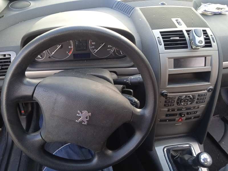 peugeot 407 del año 2004