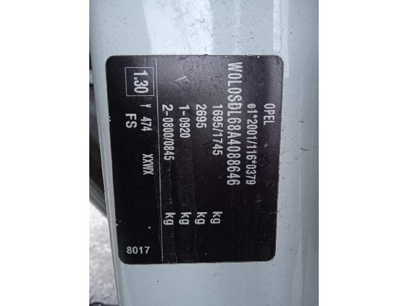 opel corsa d del año 2009