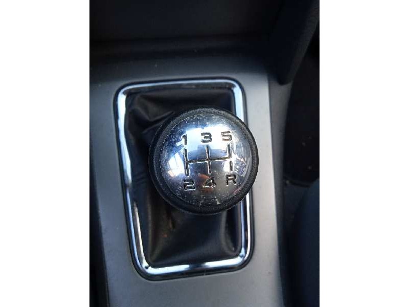 peugeot 407 del año 2004