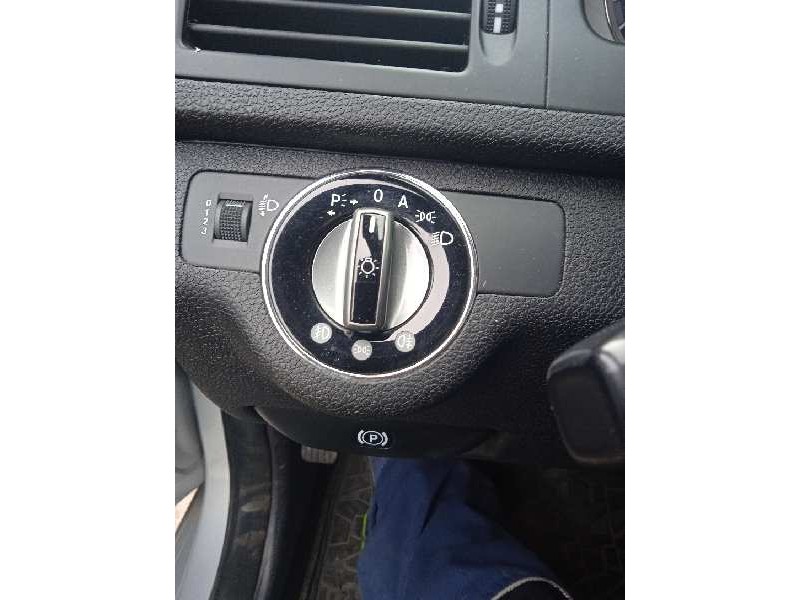 mercedes-benz clase c (w204) berlina del año 2009