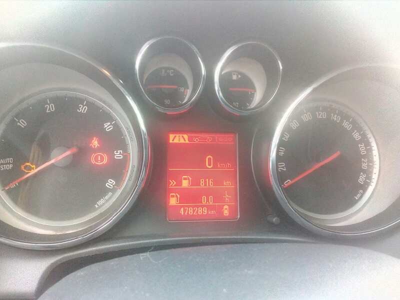 opel astra j lim. del año 2013