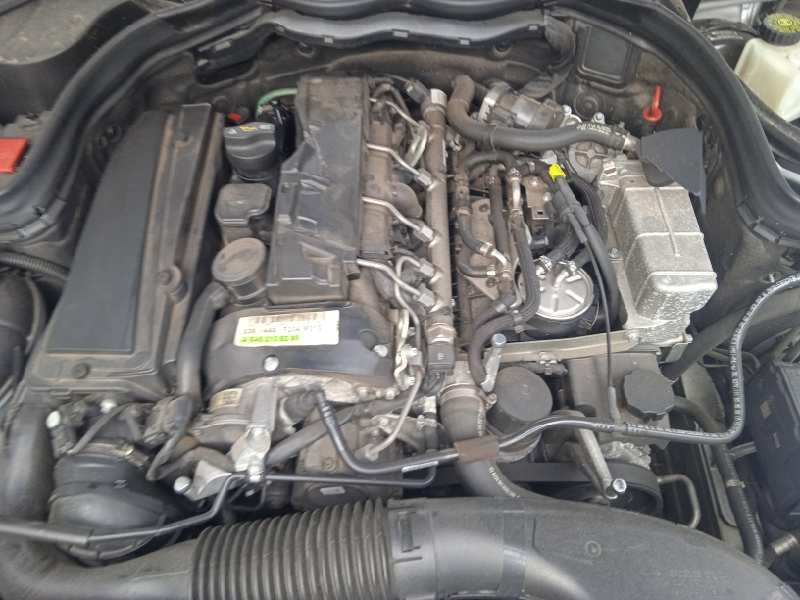 mercedes-benz clase c (w204) berlina del año 2009