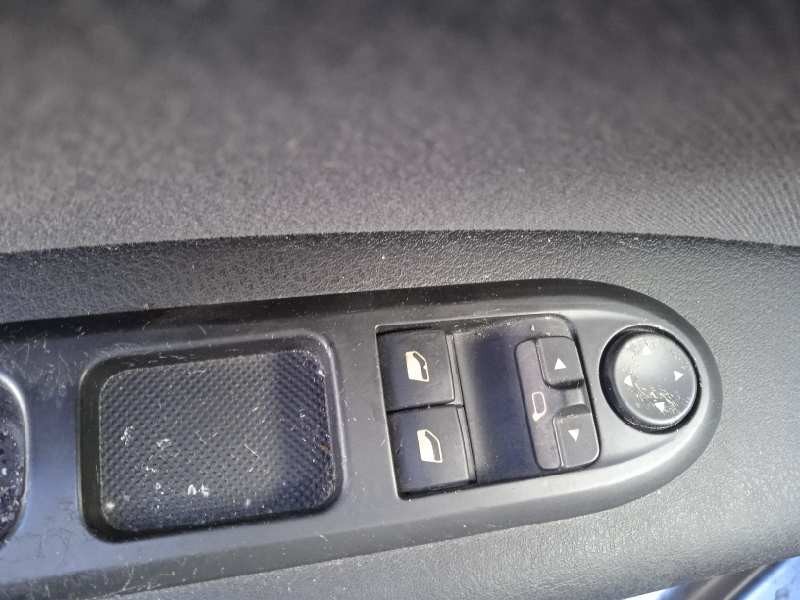 peugeot 407 del año 2004