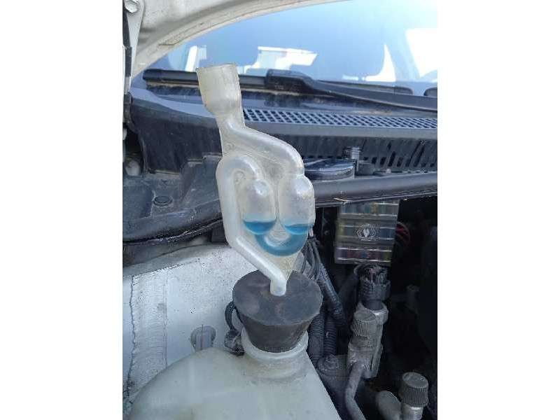 toyota avensis (t27) del año 2011