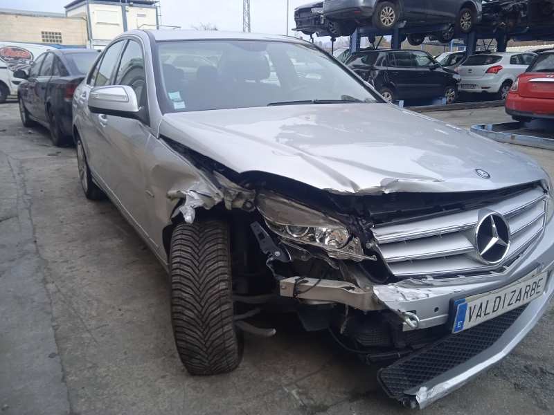 mercedes-benz clase c (w204) berlina del año 2009