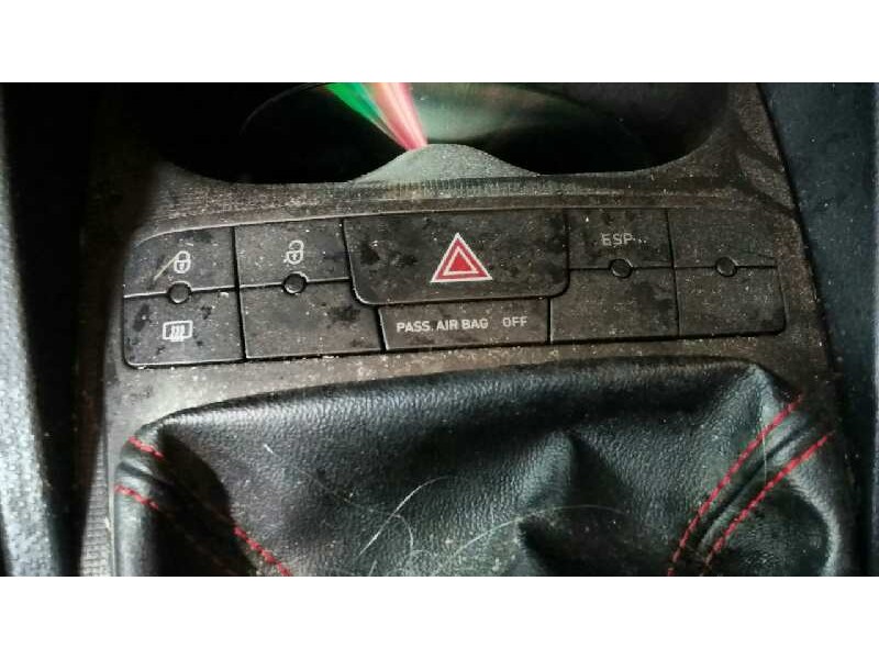 seat ibiza sc (6j1) del año 2012