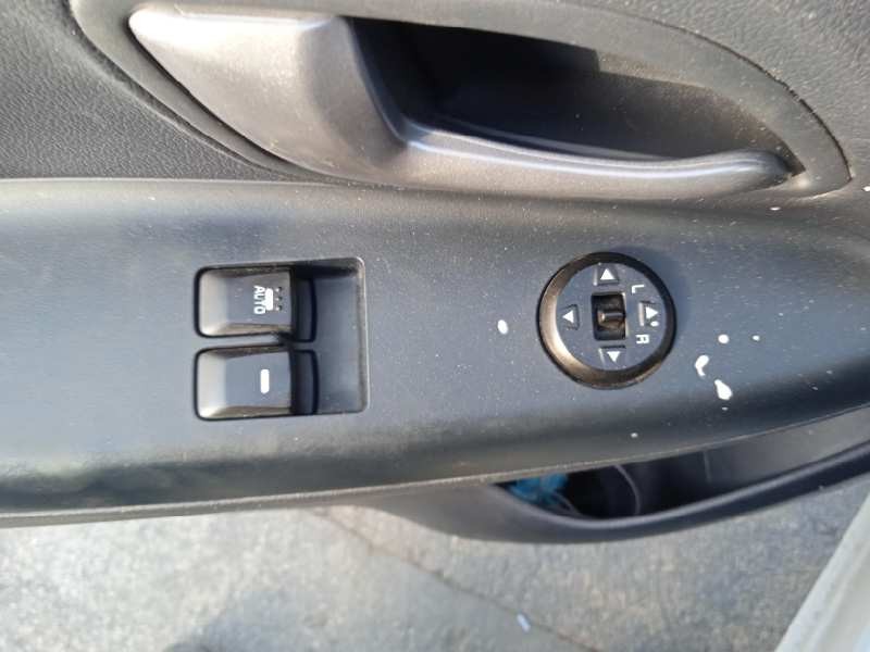 kia rio del año 2016