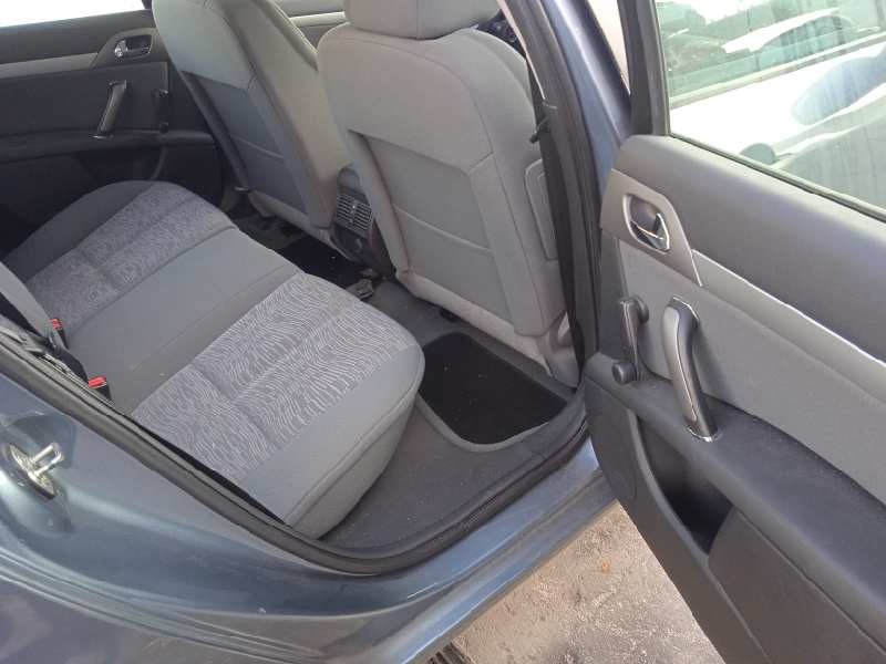 peugeot 407 del año 2004