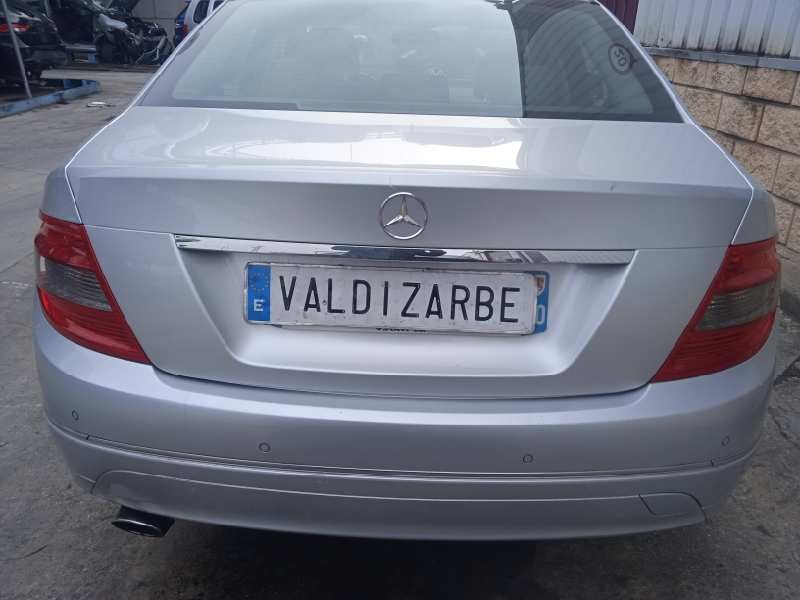 mercedes-benz clase c (w204) berlina del año 2009