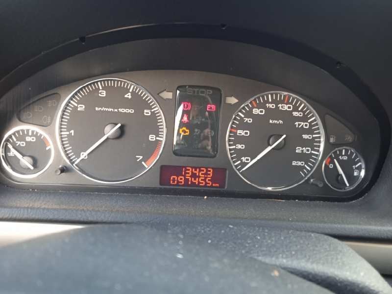 peugeot 407 del año 2004