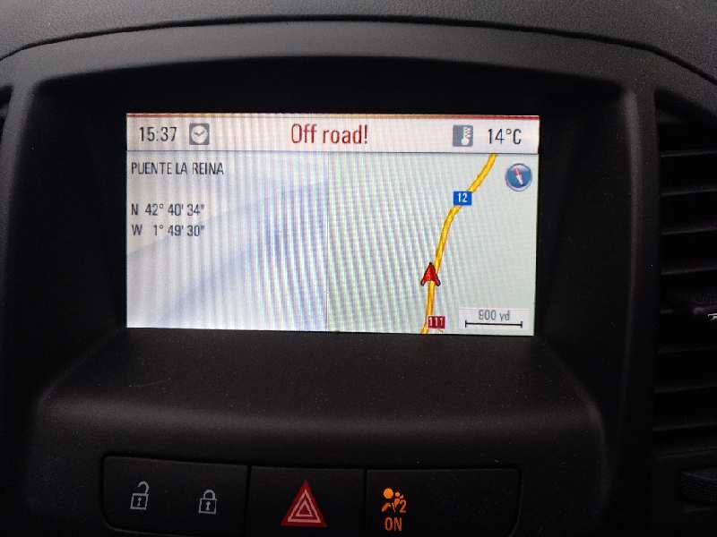 opel insignia berlina del año 2012