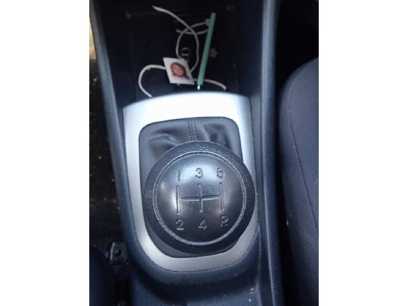 kia rio del año 2016