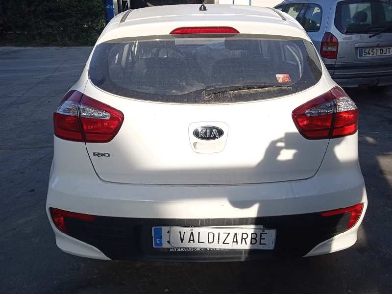 kia rio del año 2016