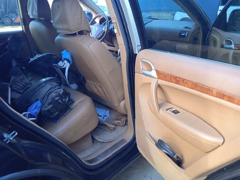 porsche cayenne (typ 9pa) del año 2004