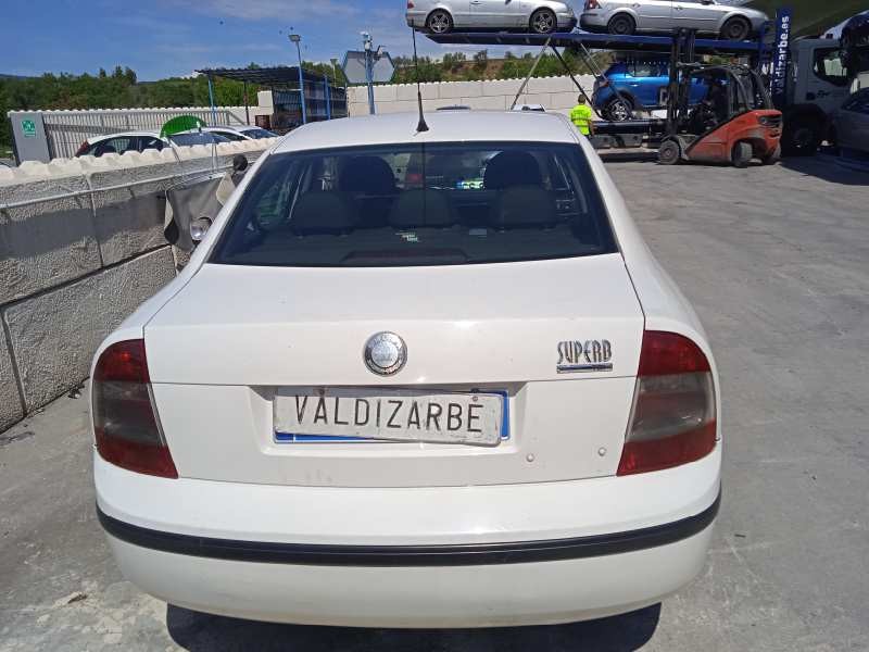 skoda superb (3u4) del año 2008