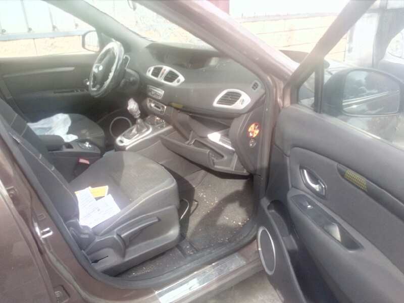 renault scenic iii del año 2010