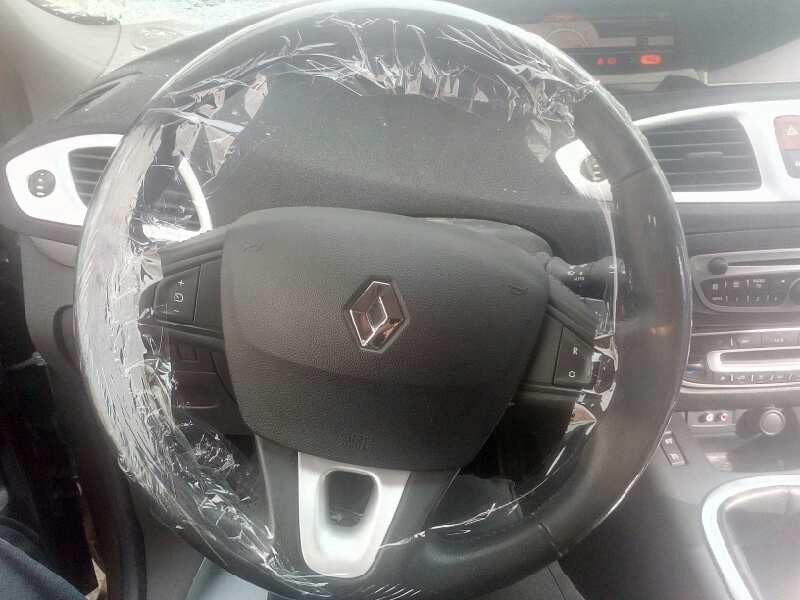 renault scenic iii del año 2010