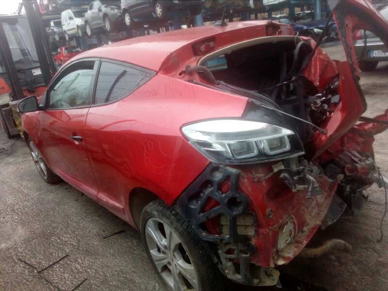 renault megane iii coupe del año 2012