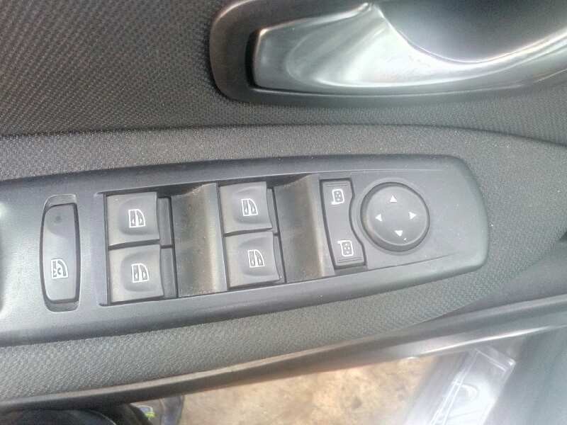 renault scenic iii del año 2010