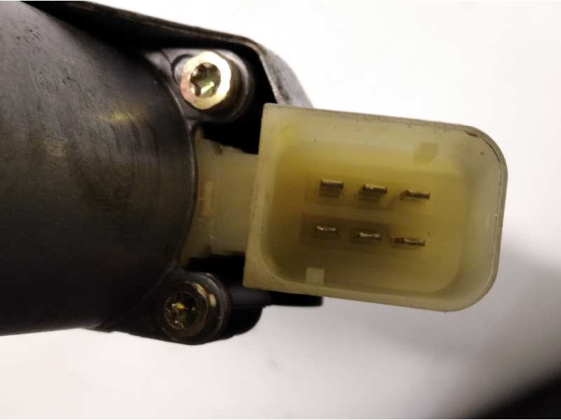 Recambio de elevalunas delantero derecho para volvo xc90 2.4 diesel cat referencia OEM IAM 30784577  