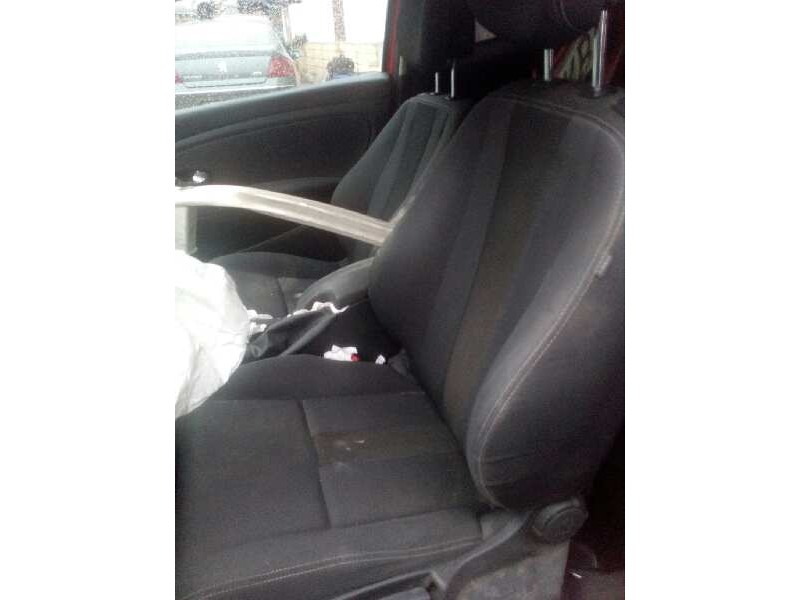 renault megane iii coupe del año 2012