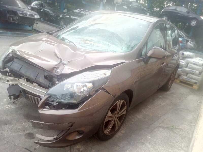 renault scenic iii del año 2010