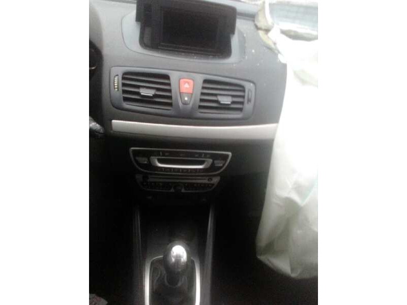 renault megane iii coupe del año 2012