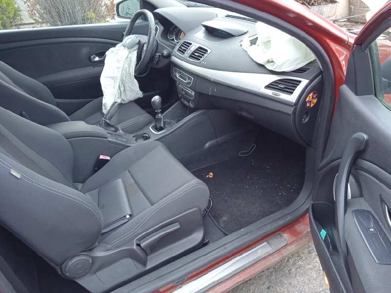 renault megane iii coupe del año 2009