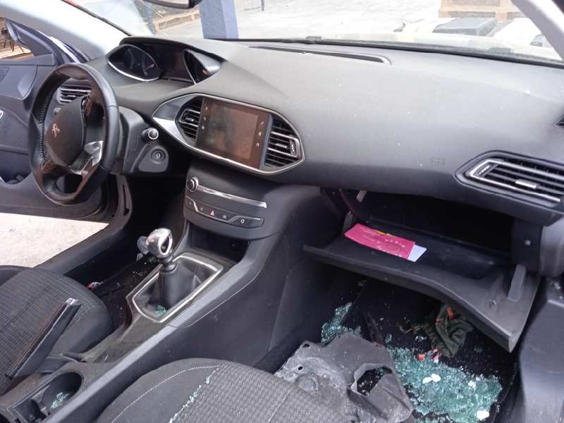 peugeot 308 del año 2018