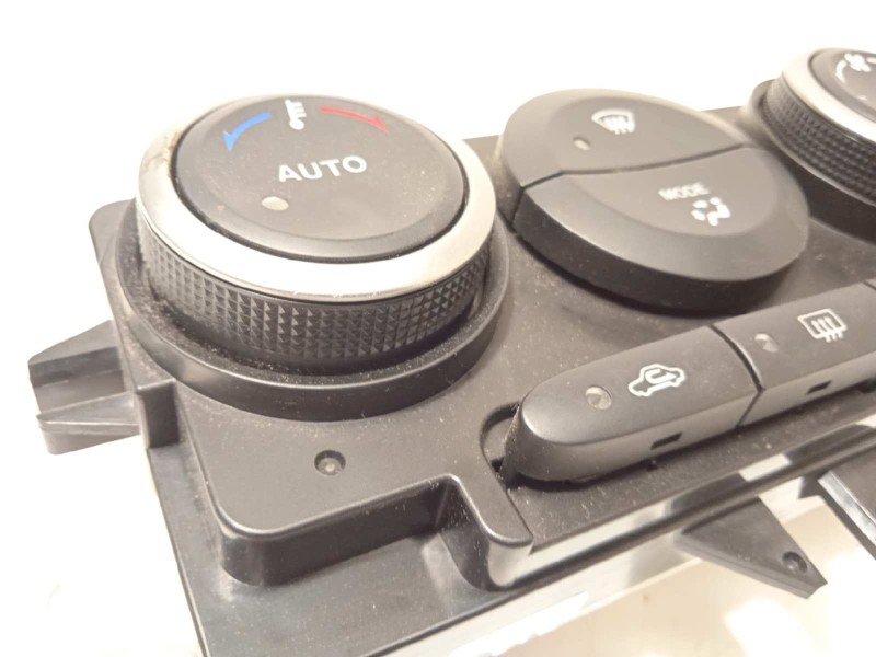Recambio de mando climatizador para mazda cx-7 (er) 2.2 turbodiesel cat referencia OEM IAM EH64  EH6461190A