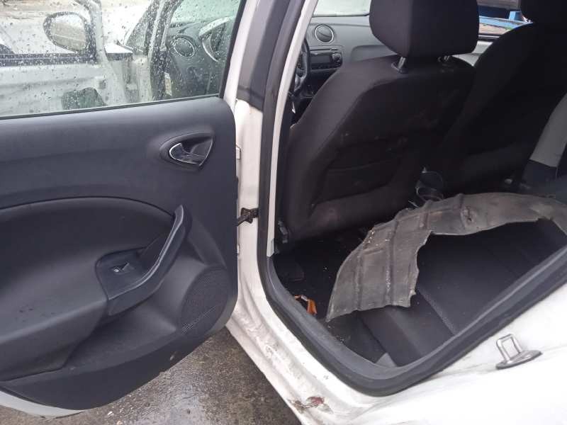 seat ibiza (6j5) del año 2009