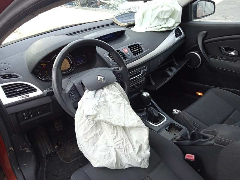 renault megane iii coupe del año 2009