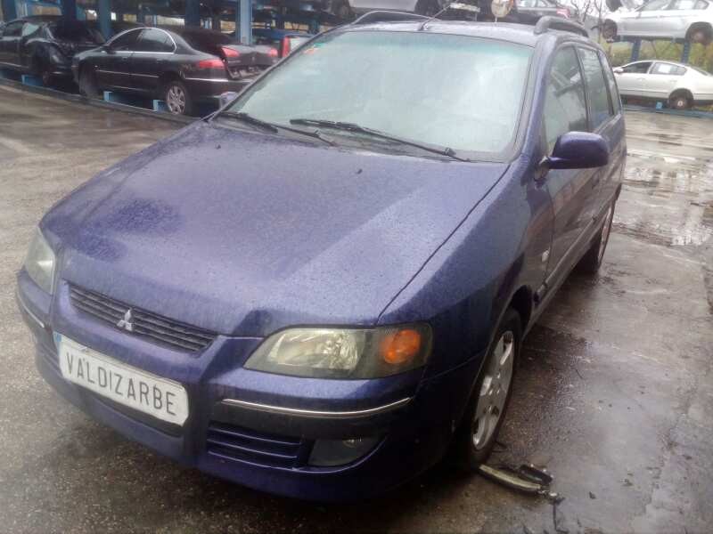mitsubishi space star (dg0) del año 2003