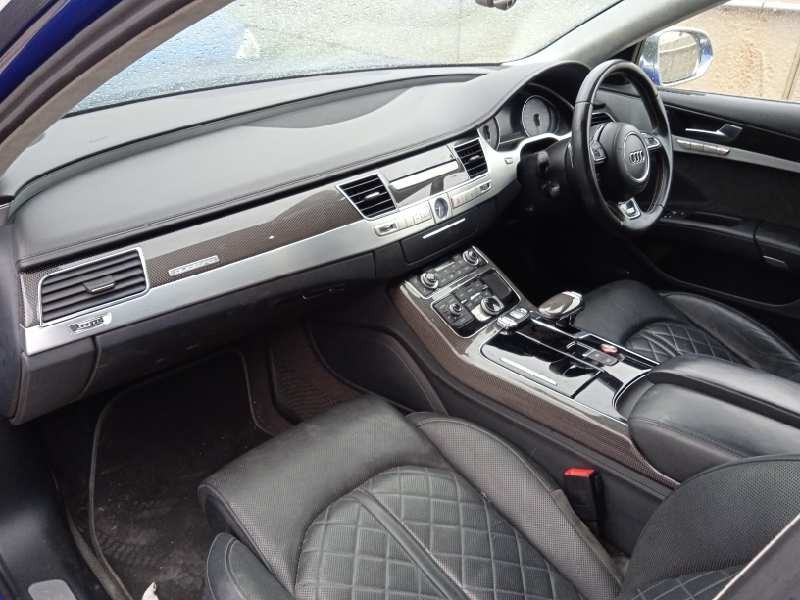 audi s8 (4hc) del año 2015