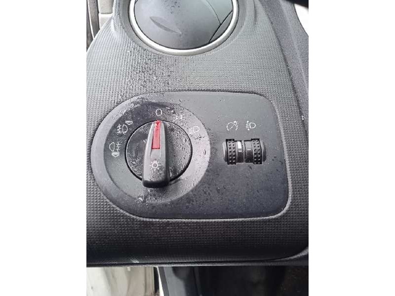 seat ibiza (6j5) del año 2009