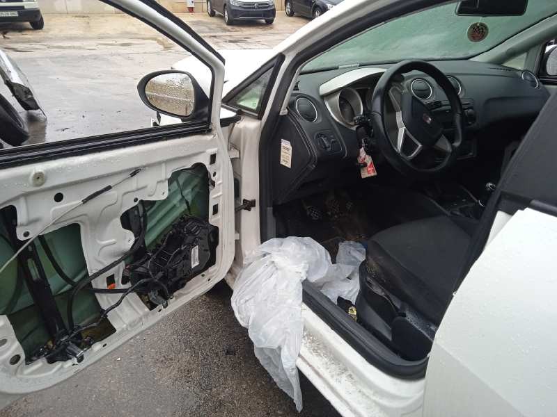 seat ibiza (6j5) del año 2009