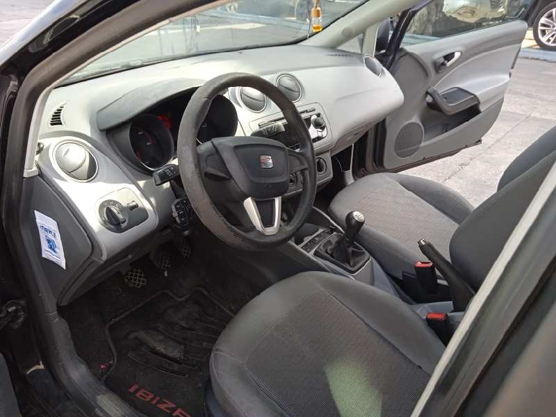 seat ibiza (6j5) del año 2010