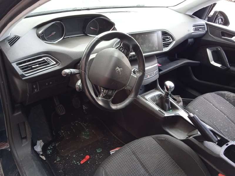 peugeot 308 del año 2018