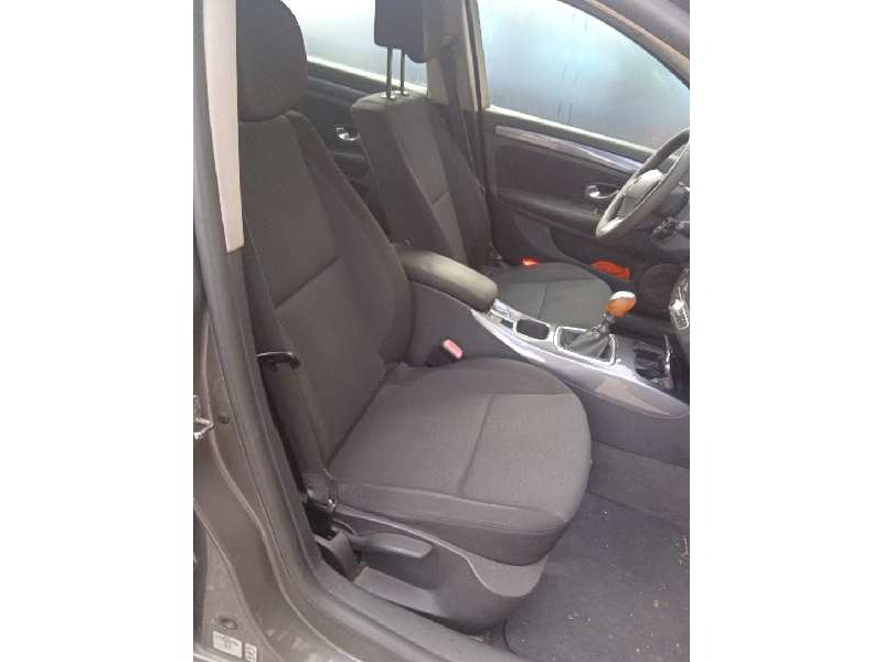 renault laguna grandtour iii del año 2010