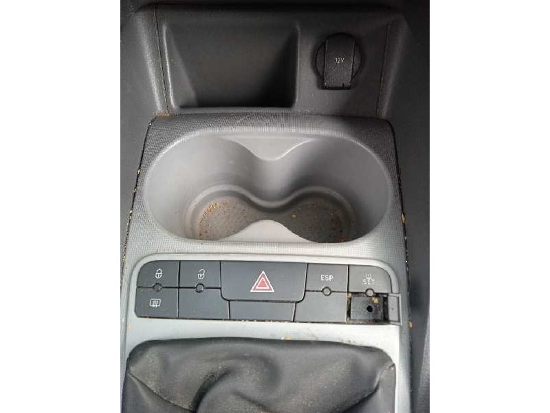 seat ibiza (6j5) del año 2010