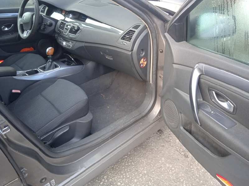 renault laguna grandtour iii del año 2010