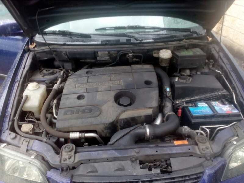 mitsubishi space star (dg0) del año 2003