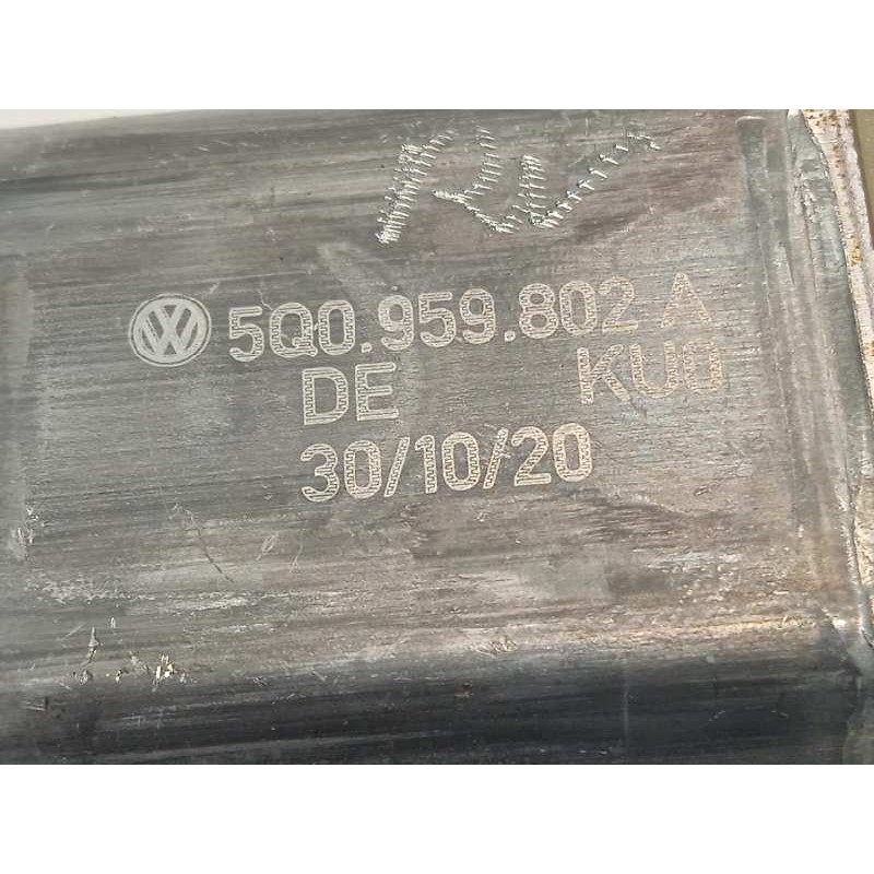 Recambio de elevalunas delantero izquierdo para volkswagen t-roc advance referencia OEM IAM 2GA837461F  5Q0959802A