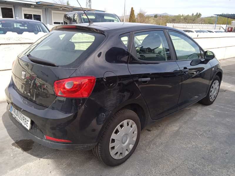 seat ibiza (6j5) del año 2010