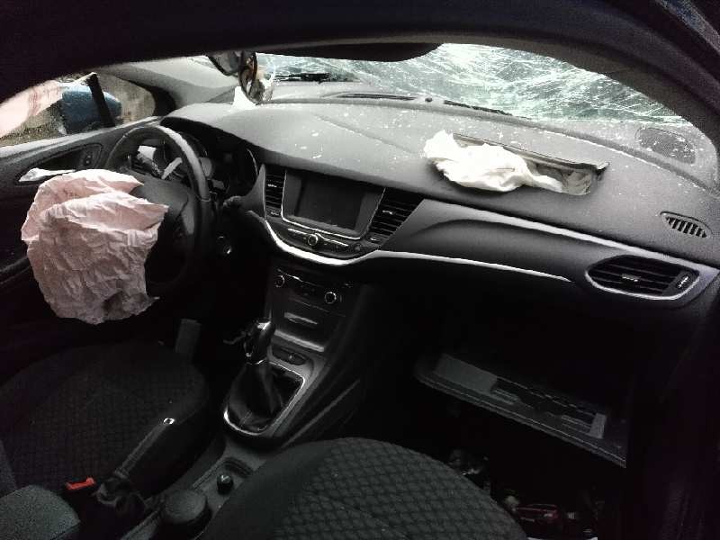 opel astra k lim. 5türig del año 2017