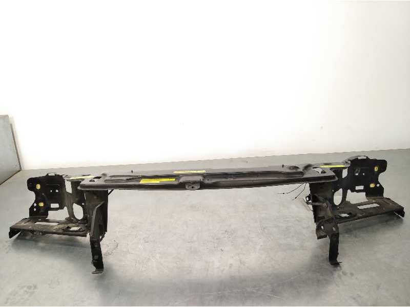 Recambio de panel frontal para volvo xc90 2.4 diesel cat referencia OEM IAM 30796864  