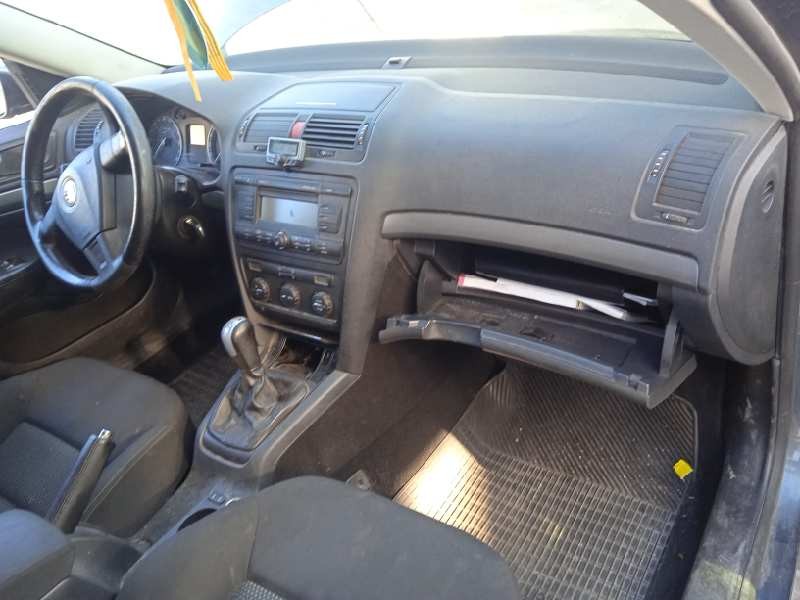 skoda octavia combi (1z5) del año 2006