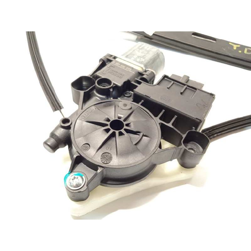 Recambio de elevalunas trasero derecho para volkswagen t-roc advance referencia OEM IAM 2GA839462G  5Q0959408D